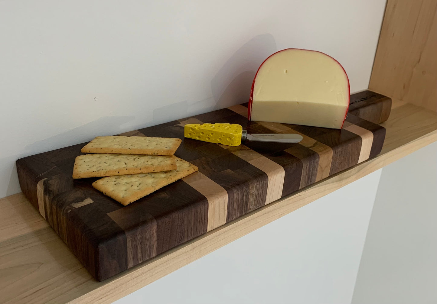 #11 Planche à fromage - Noyer