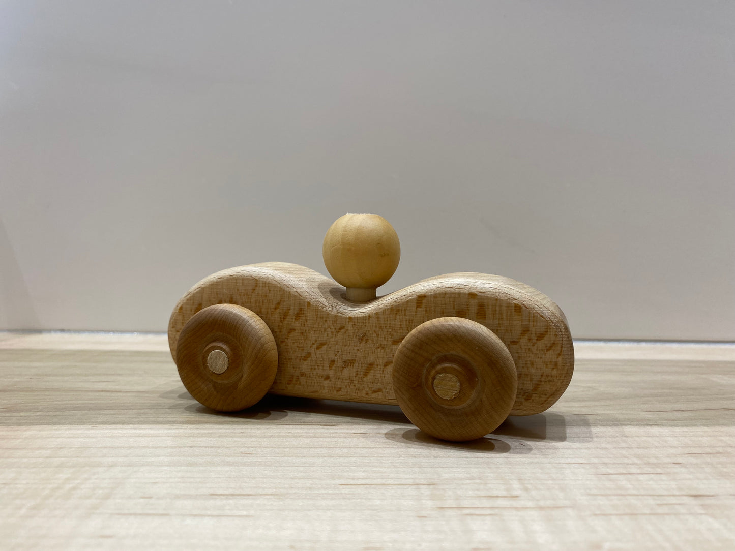 Ptit bazou -  Le coureur automobile (petit)